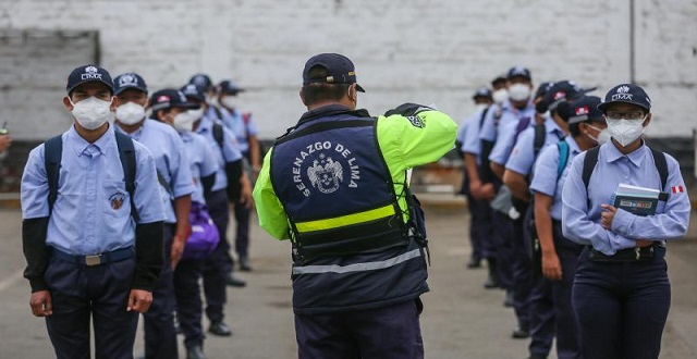Contratación de los serenos municipales, parqueadores y operadores de cámara vigilancia en Lima